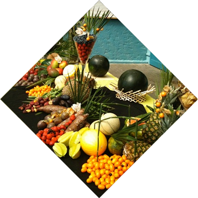 William Hermer sculpture sur fruits